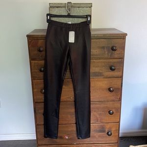 Black faux leather leggings / pants XS NWT